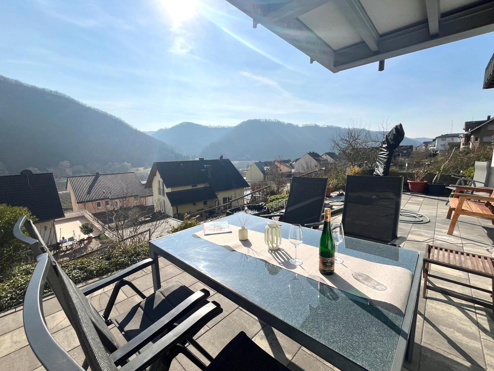 Ferienwohnung Sonnenterrasse, 1-4 Personen, 2 Schlafzimmer, Grosse Terrasse Müden Zewnętrze zdjęcie